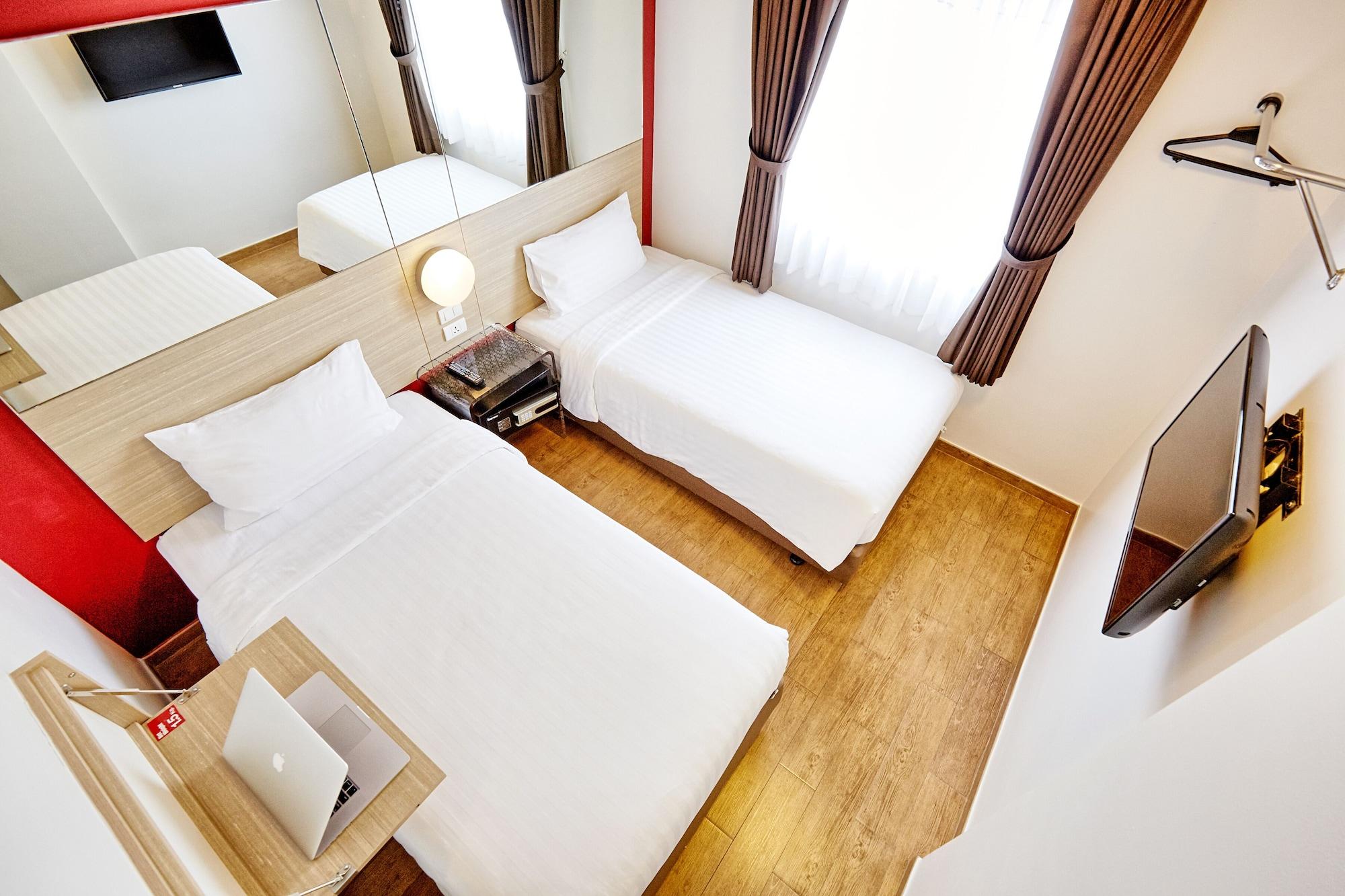 Red Planet Phuket - Sha Extra होटल 3*